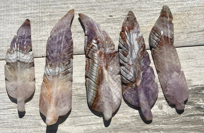 Natural Amethyst Lace Agate Feather Carving