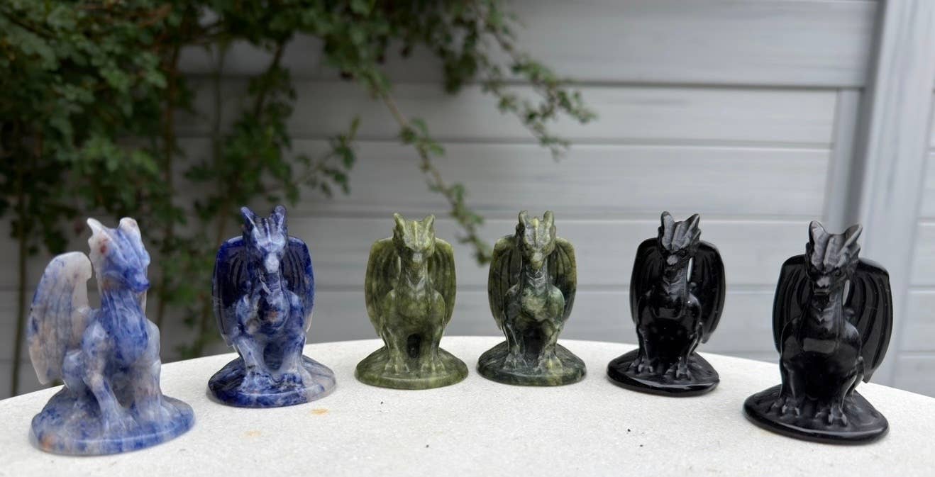 Natural Stone Dragon Crystal Healing