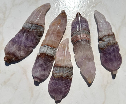 Natural Amethyst Lace Agate Feather Carving